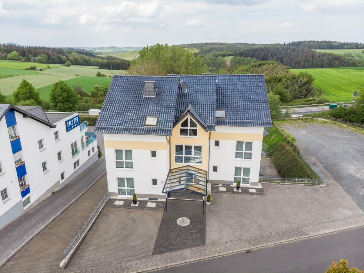 Hotel Rieder Wiesemscheid Экстерьер фото